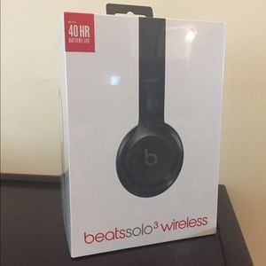 Beats Solo 3 Wireless - brand new in box